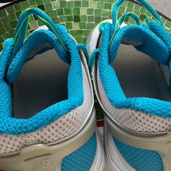 NEW BALANCE RUNNING COURSE W3040SB1 WOMENS 7 2E - Picture 8 of 11